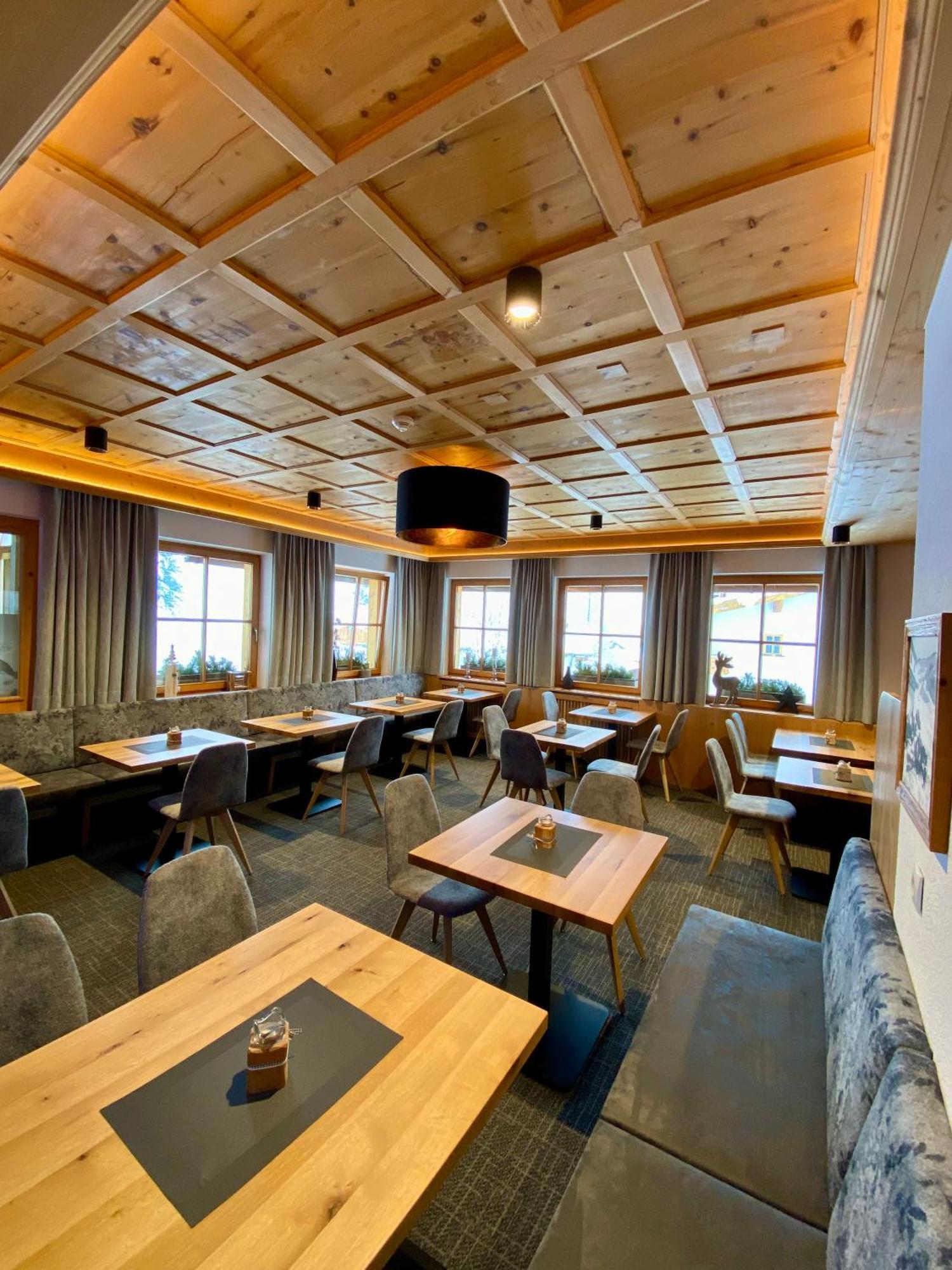 Hotel Garni Alpenblick Ischgl Exterior foto